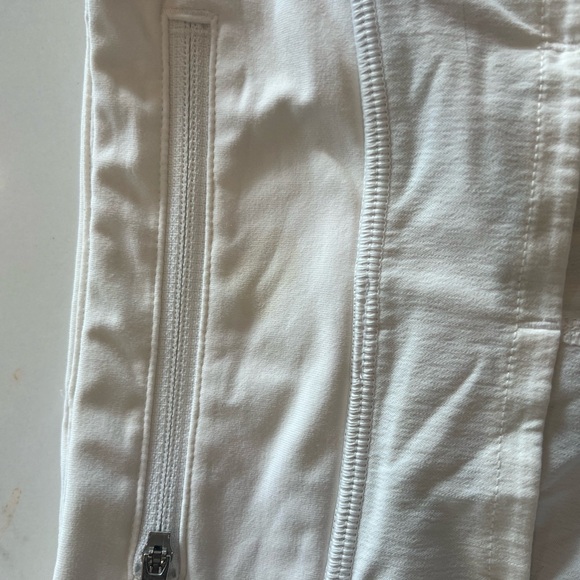 Lululemon shorts - Picture 3 of 5